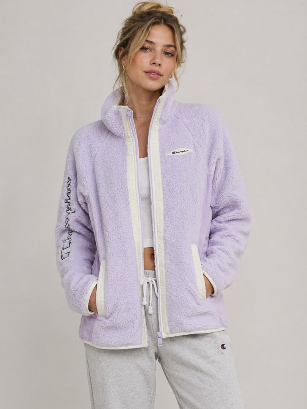 💜Firm Price💜 Champion Sherpa Jacket Lolita color